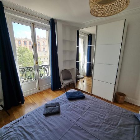 Face Chateau St Germain En Laye, Appartement 4 A 6 Personnes, 23 Min De Paris Champs-Elysees Saint-Germain-en-Laye Exterior photo