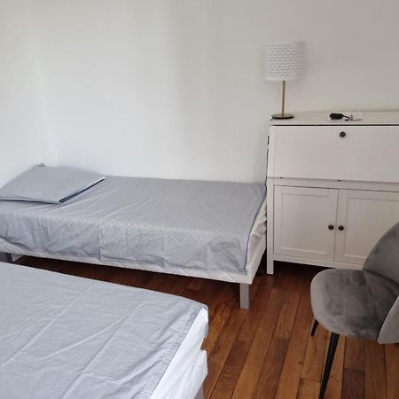 Face Chateau St Germain En Laye, Appartement 4 A 6 Personnes, 23 Min De Paris Champs-Elysees Saint-Germain-en-Laye Exterior photo