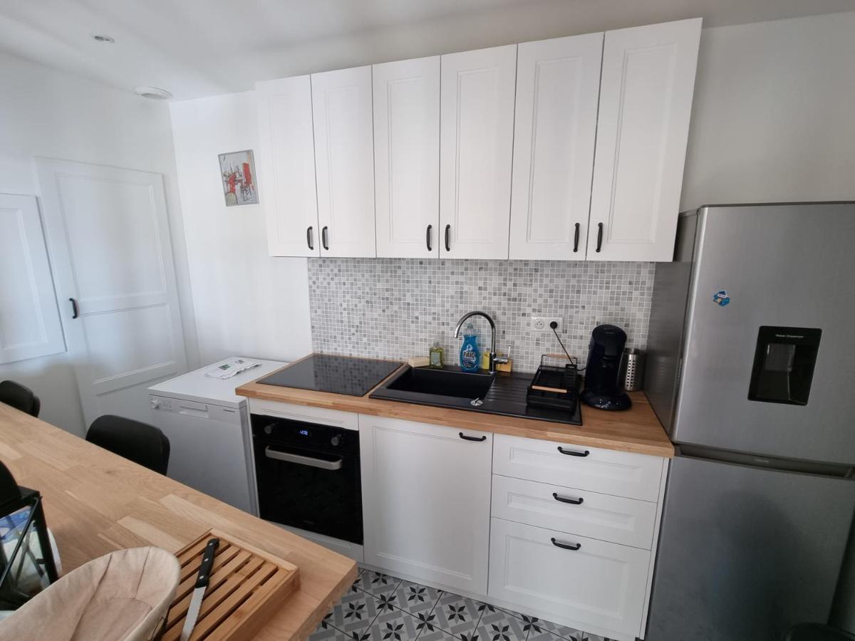 Face Chateau St Germain En Laye, Appartement 4 A 6 Personnes, 23 Min De Paris Champs-Elysees Saint-Germain-en-Laye Exterior photo